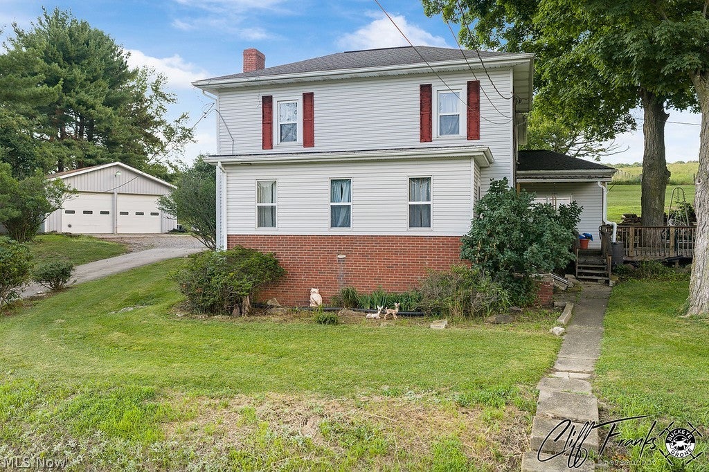 2011 Gordon Road NW