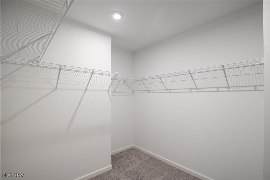 2097 Glenmont Drive, Brunswick, Ohio image 31