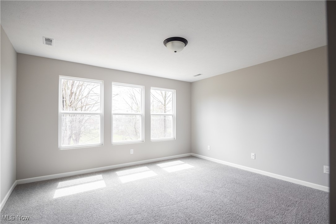 2097 Glenmont Drive, Brunswick, Ohio image 32
