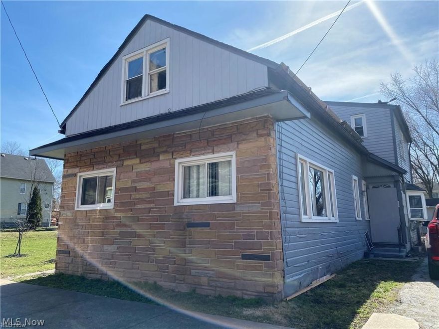 Investor opportunity. In the heart of Historical Slavic Village. The is a condemned property.