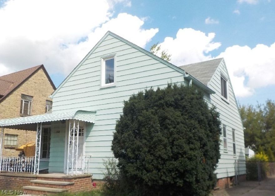 REO Property, Property Sold AS-IS W/O Repair, Warranty or Seller Disclosure.  The Listing Broker & Seller make no guarantees as to the accuracy of information herein; Buyer or Buyer’s Agent is responsible for utility activation related to inspections, Water activation not authorized; air pressure test only.