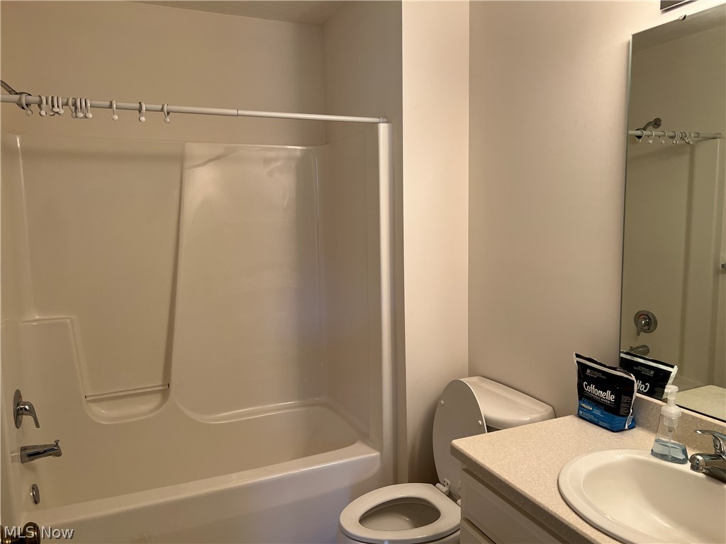 Greensview Condo - Residential