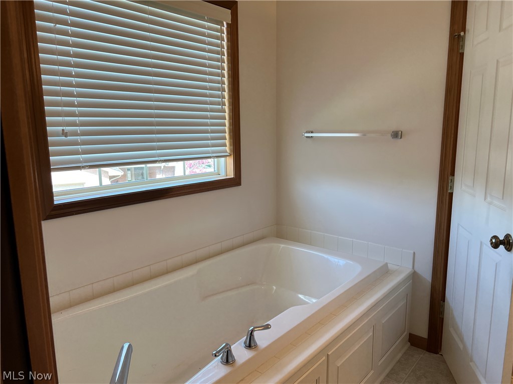 Greensview Condo - Residential