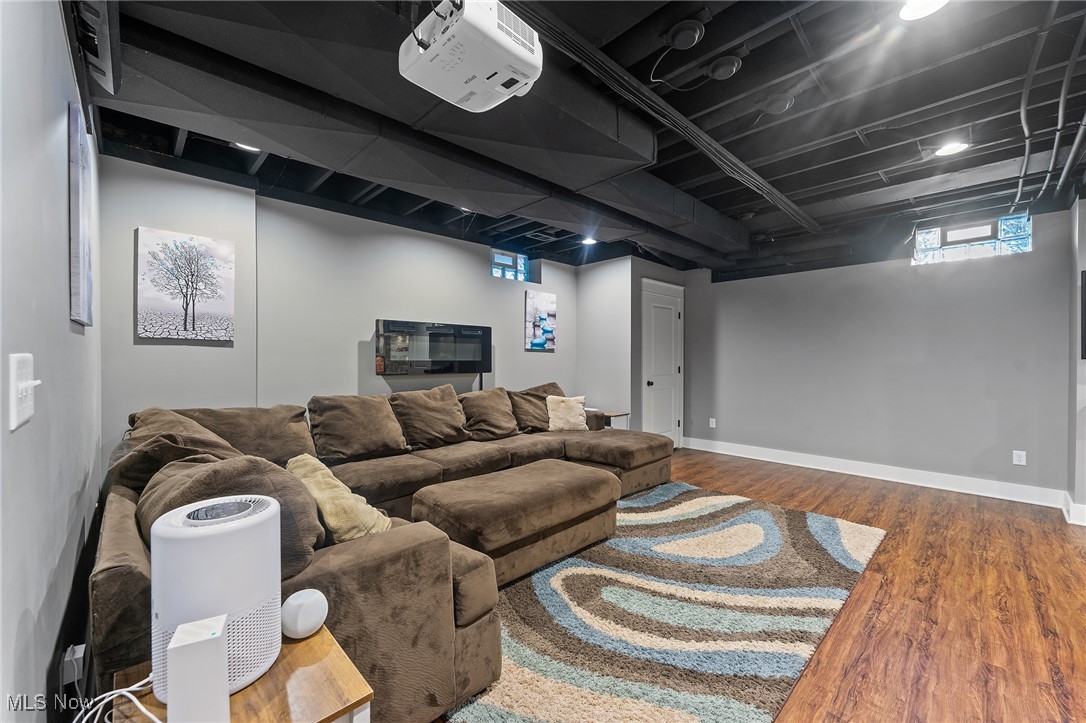 Fox Den 7 - Residential