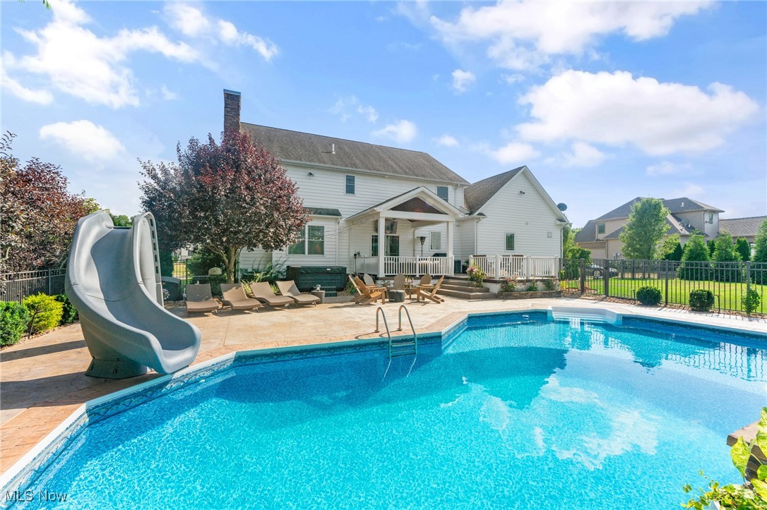 Fox Den 7 - Residential