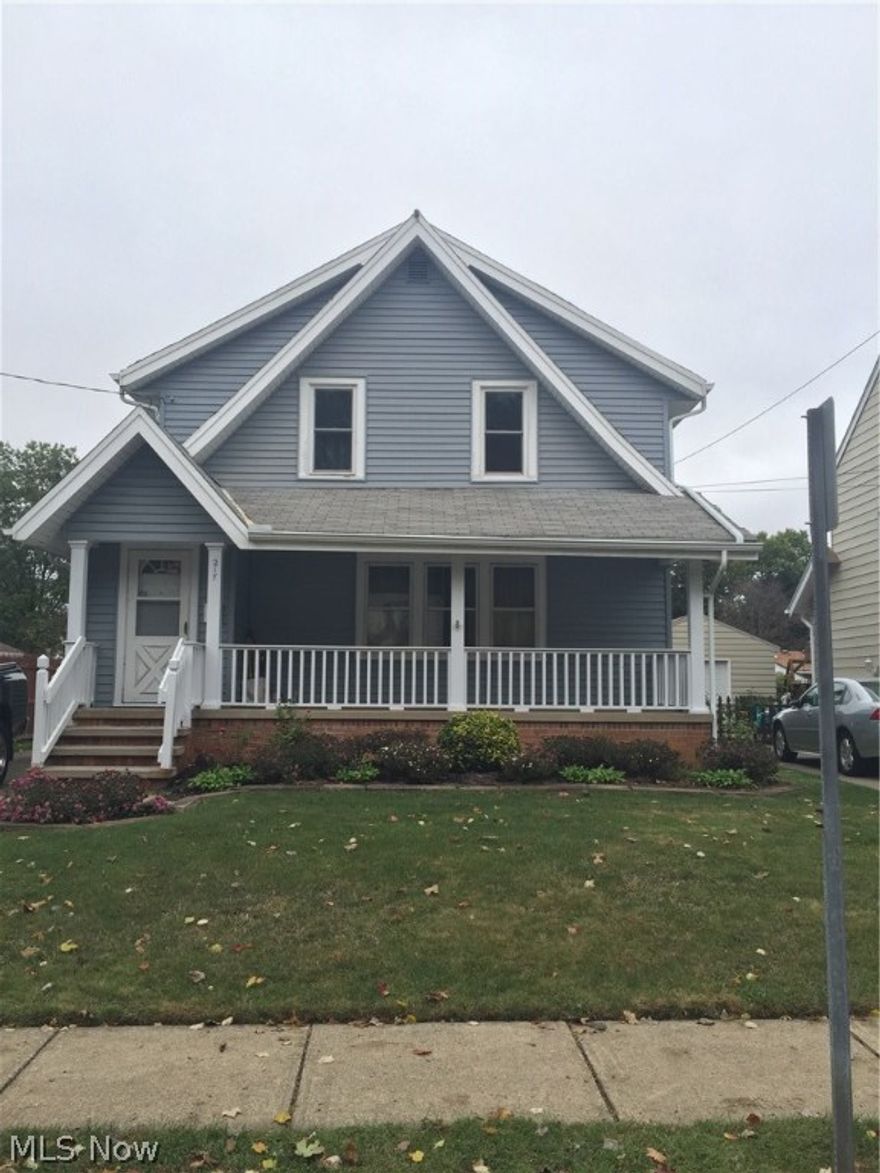 With character and charm, this home awaits your improvements! This nice 3 bedroom 2 bath home has a dining room, spacious living room and additional living space in the partial rec room. Relax on the front porch! Close to shopping, schools and amenities.