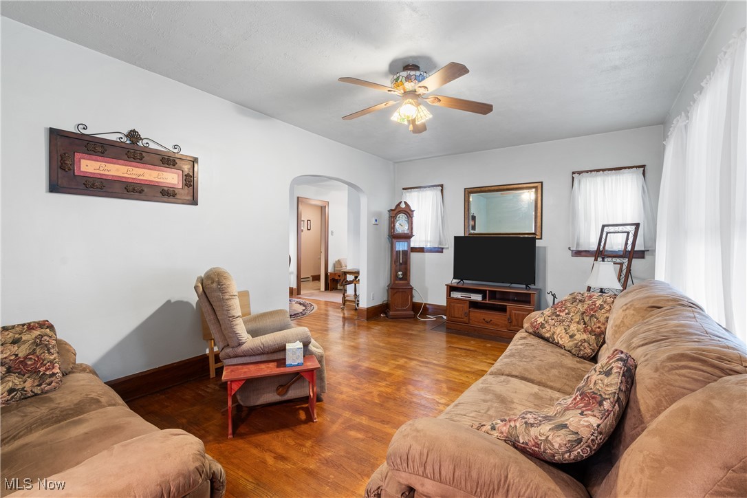 831 NE Sheffield Avenue, Massillon, Ohio image 6