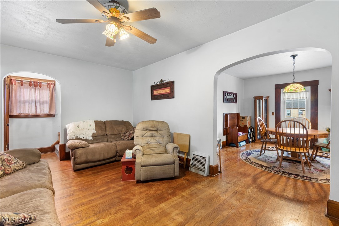 831 NE Sheffield Avenue, Massillon, Ohio image 9