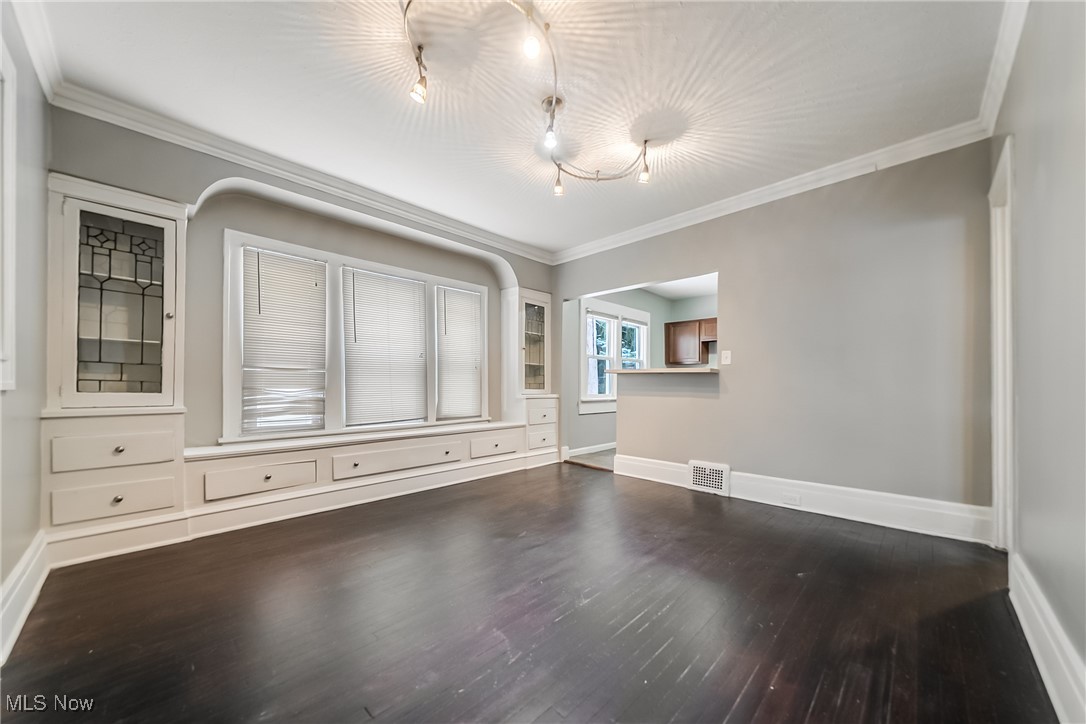 Greenlawn Realty Cos Sub - Residential Income