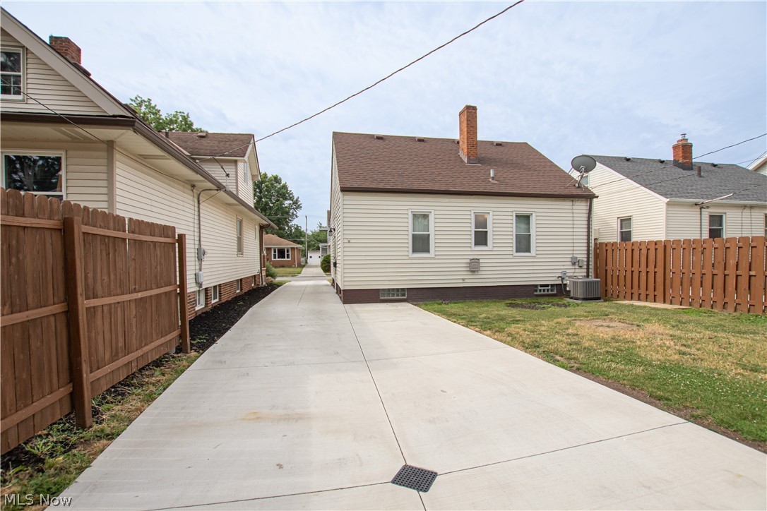 Ramona Heights 02 - Residential