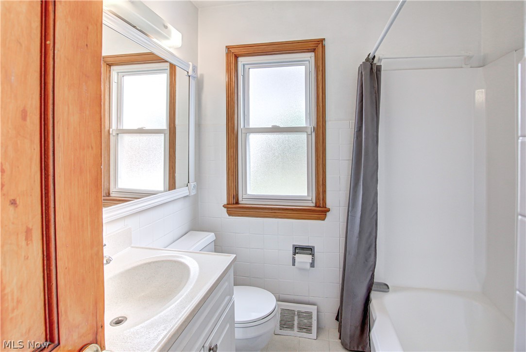 Ramona Heights 02 - Residential