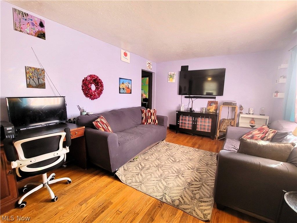 Photo of 3246 Quentin Drive, Youngstown, OH 44511 (MLS # 5209150)