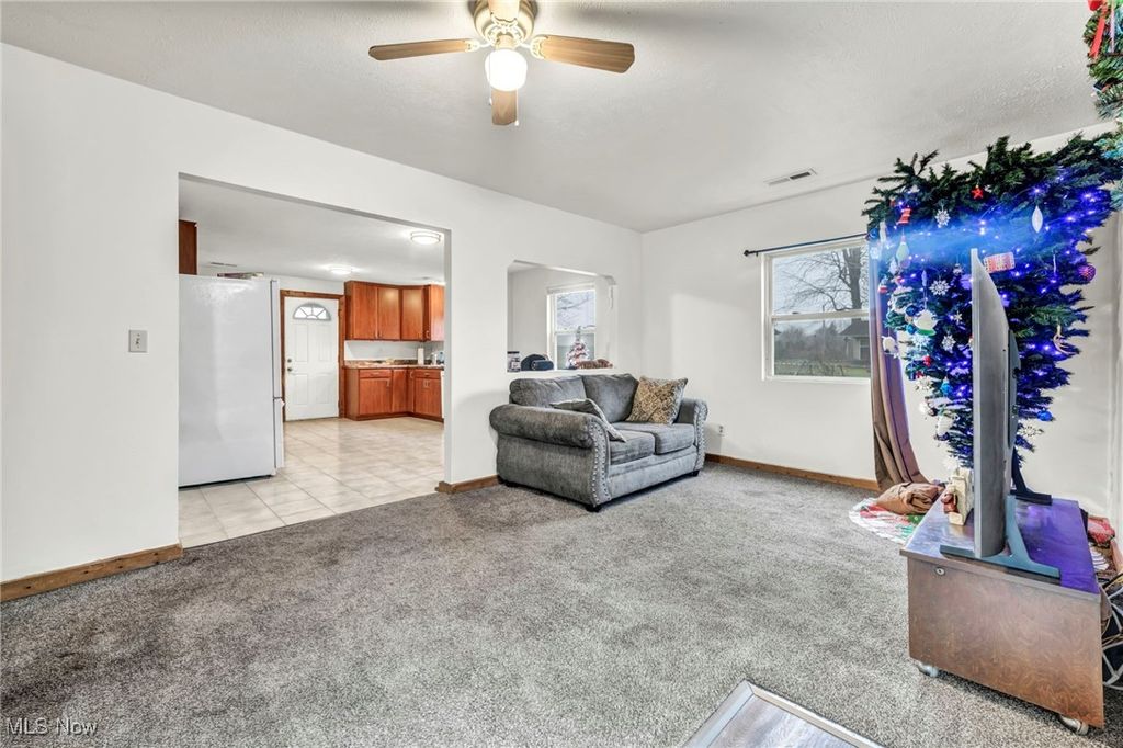 Photo of 5699 Eastlake Road, Medina, OH 44215 (MLS # 5178780)