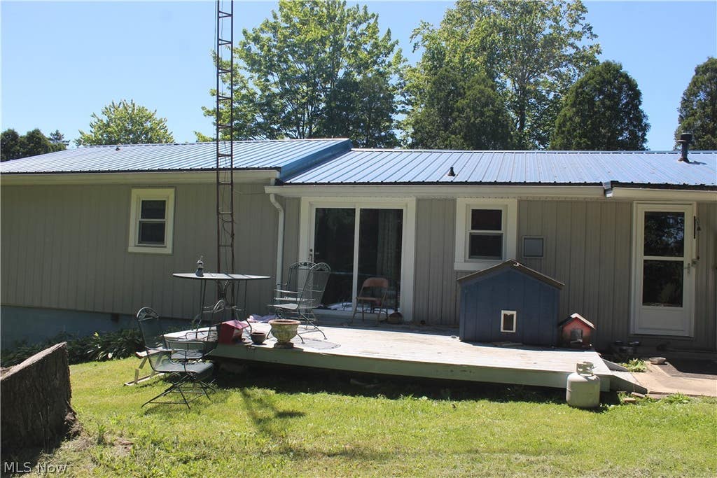 Photo of 10182 Andora Road NE, East Rochester, OH 44625 (MLS # 5220401)
