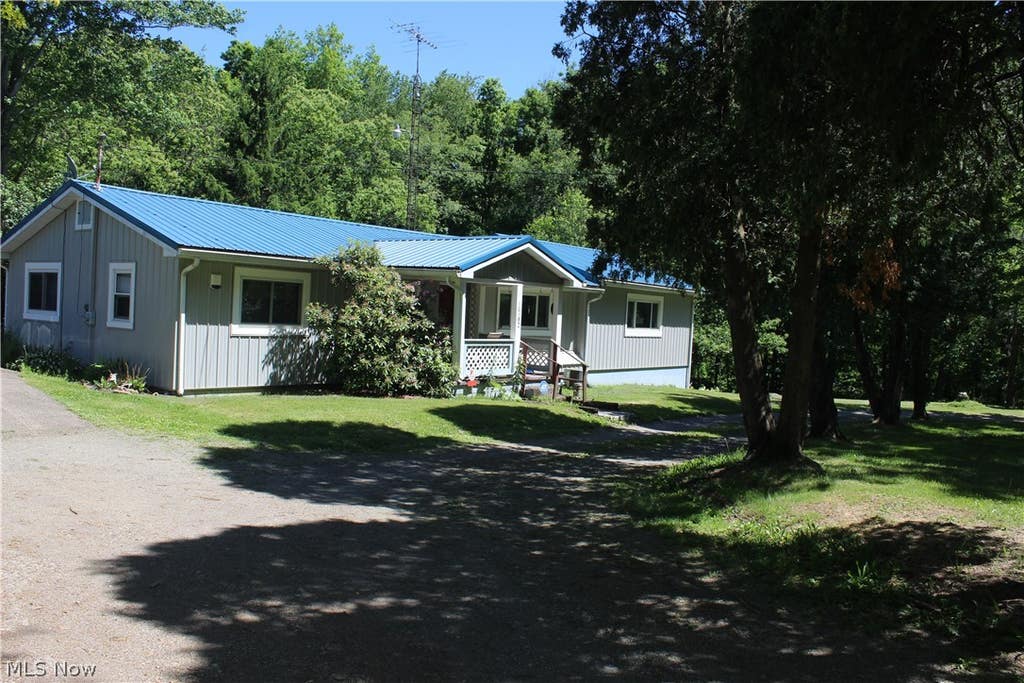 Photo of 10182 Andora Road NE, East Rochester, OH 44625 (MLS # 5220401)