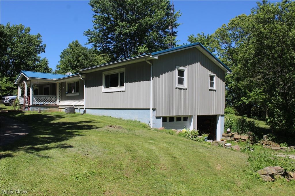 Photo of 10182 Andora Road NE, East Rochester, OH 44625 (MLS # 5220401)