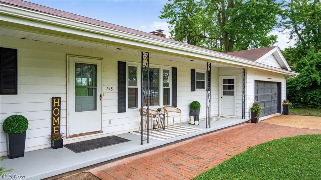 Photo of 748 Ridgewood Drive, Coshocton, OH 43812 (MLS # 5221713)