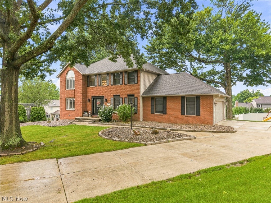 3379 Stratham Circle NW