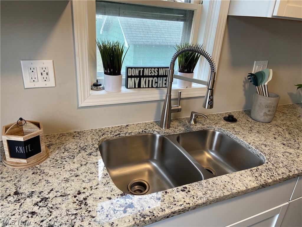 10 Feet Off/Entire South Side - Residential