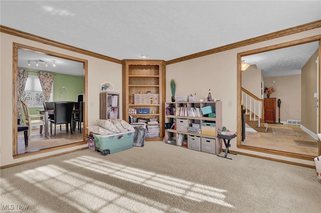 Irish Oaks - Residential