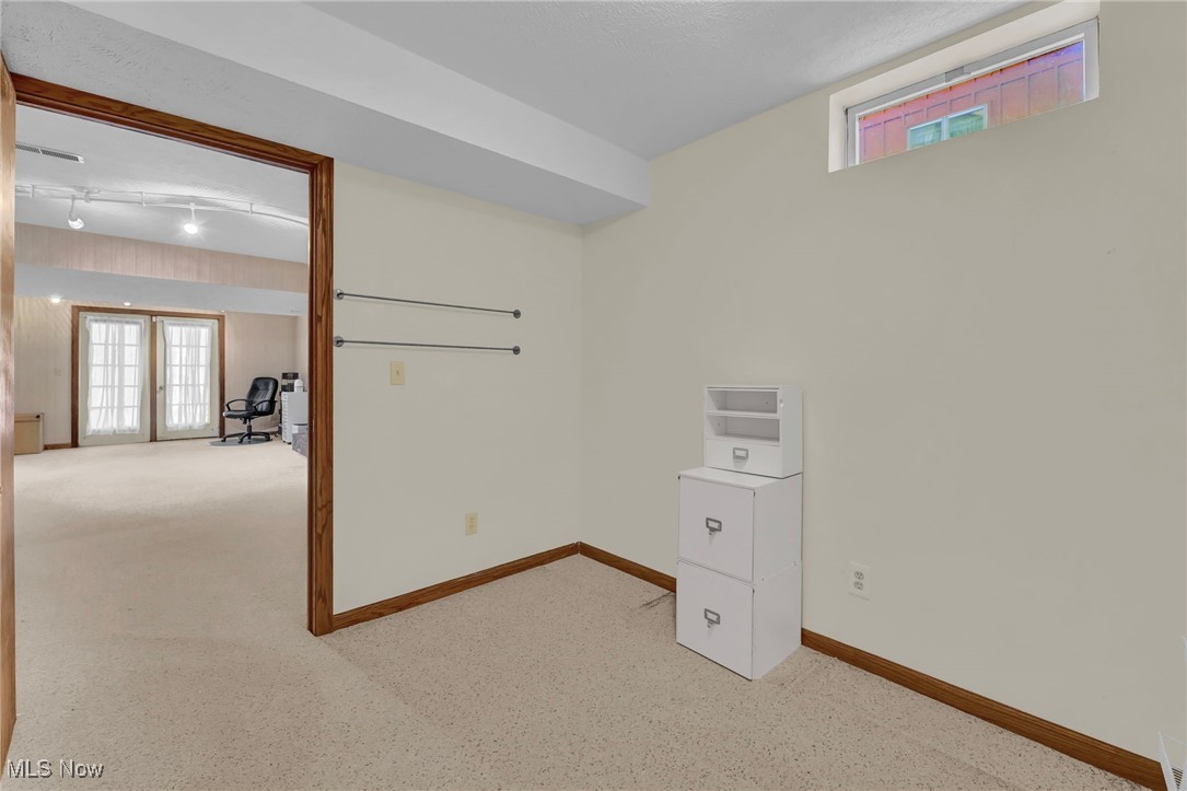 Irish Oaks - Residential