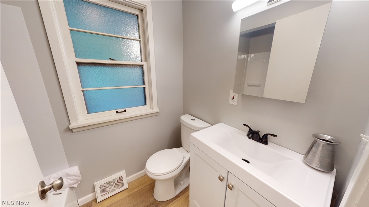 Lakeshore Blvd Estates 01 - Residential