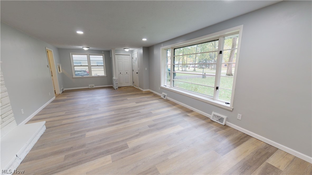 Lakeshore Blvd Estates 01 - Residential