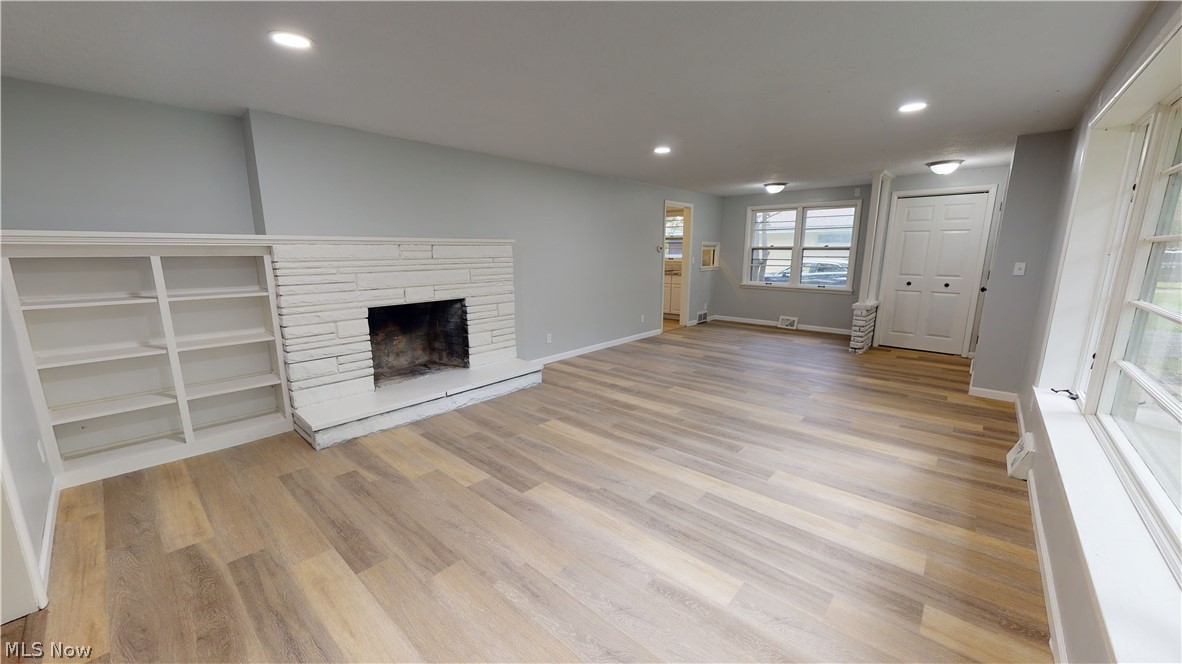 Lakeshore Blvd Estates 01 - Residential