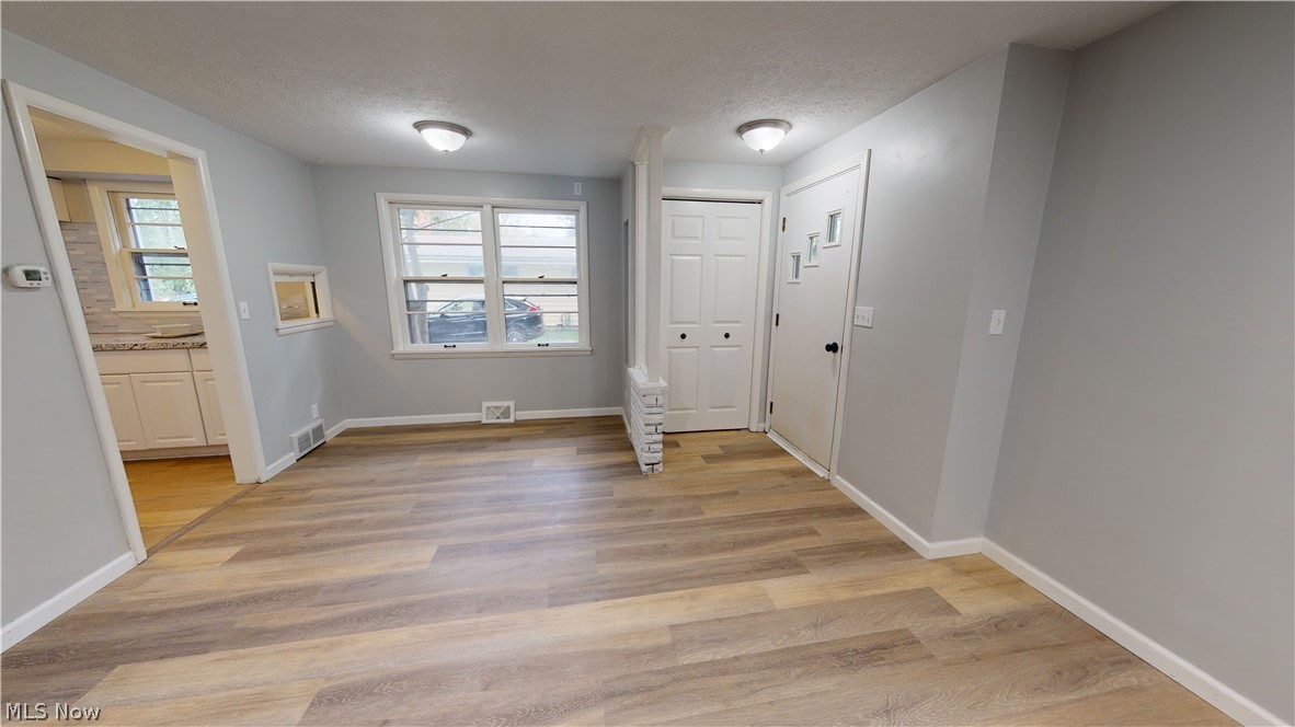 Lakeshore Blvd Estates 01 - Residential