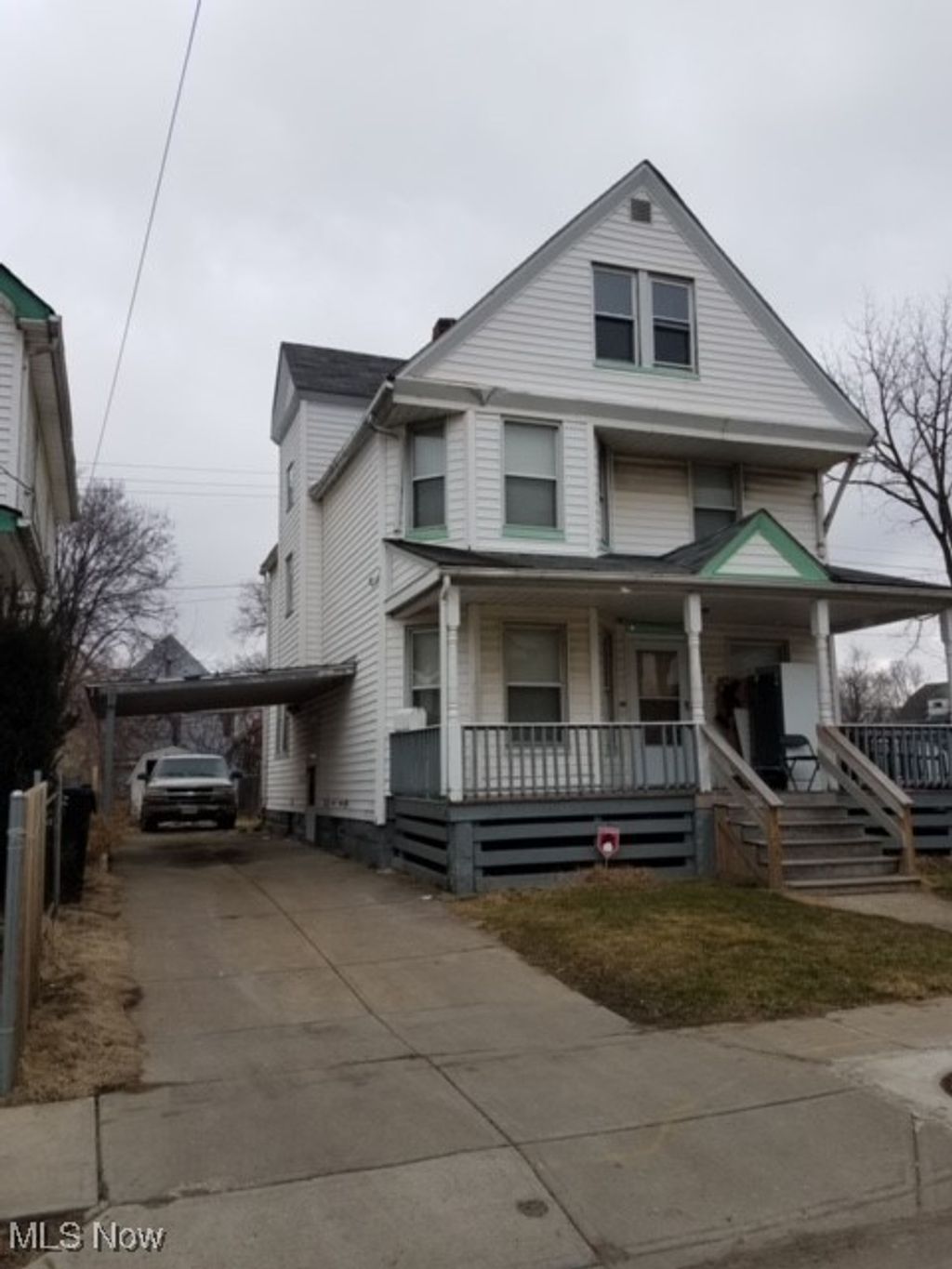 Photo of 3127 W 90 Street, Cleveland, OH 44102 (MLS # 5173888)