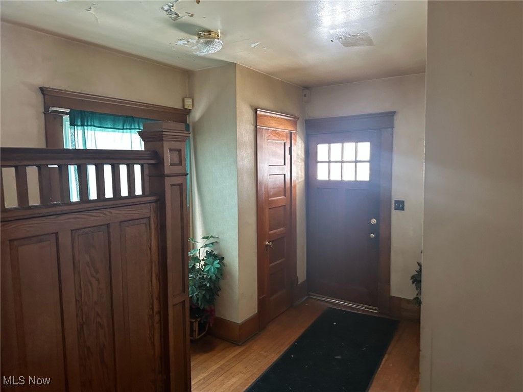 Photo of 518 Schiller Avenue, Akron, OH 44310 (MLS # 5168404)