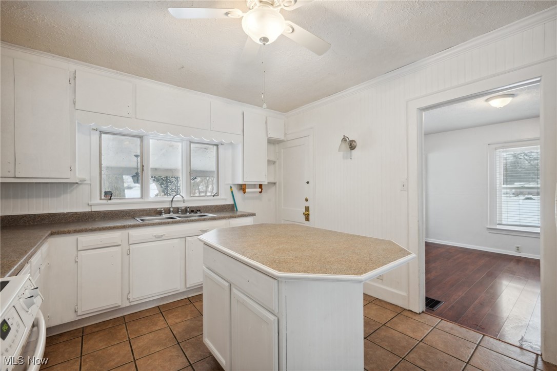 Hoyt & Munsell - Commercial Sale