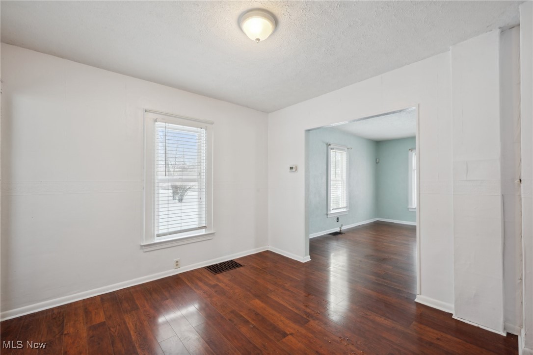 Hoyt & Munsell - Commercial Sale