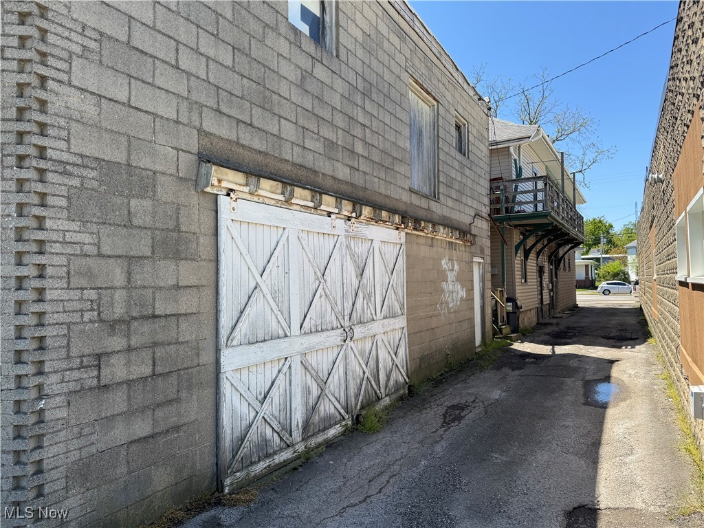 Huron Ave - Commercial Sale