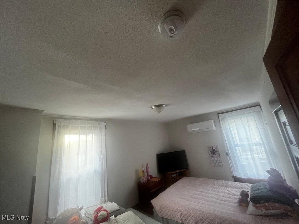 Huron Ave - Commercial Sale