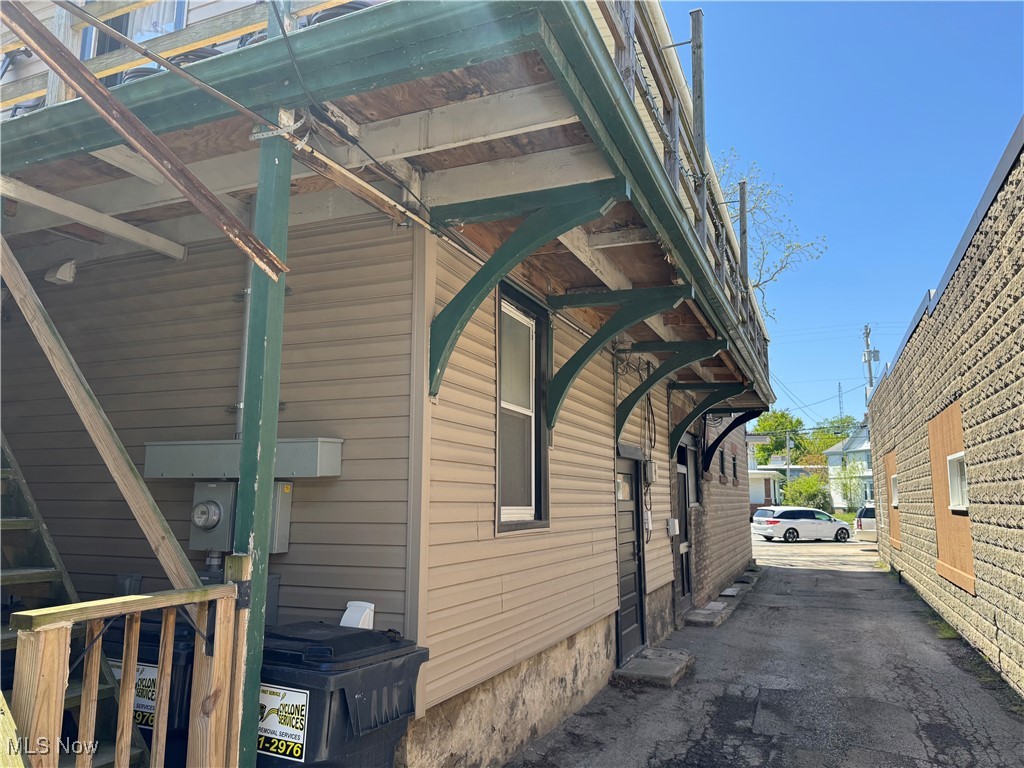 Huron Ave - Commercial Sale
