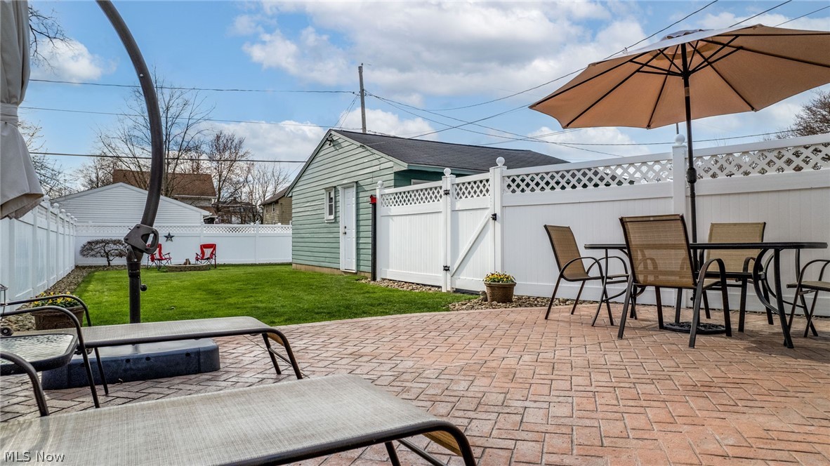 Crestlawn - Residential