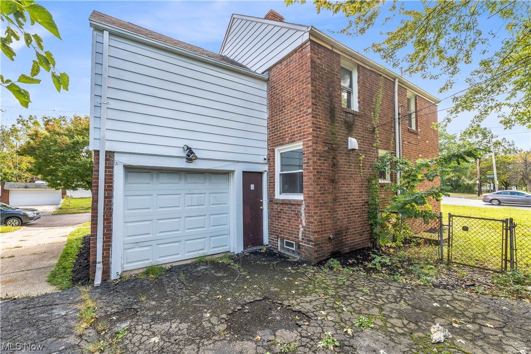 Shaker Lee - Residential