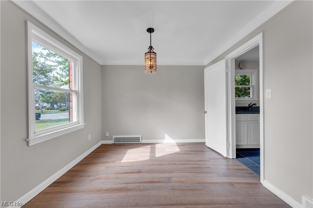 Shaker Lee - Residential