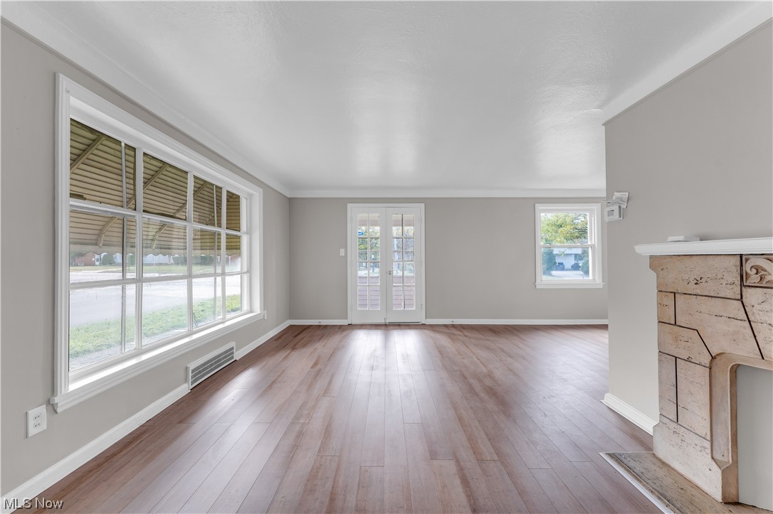 Shaker Lee - Residential