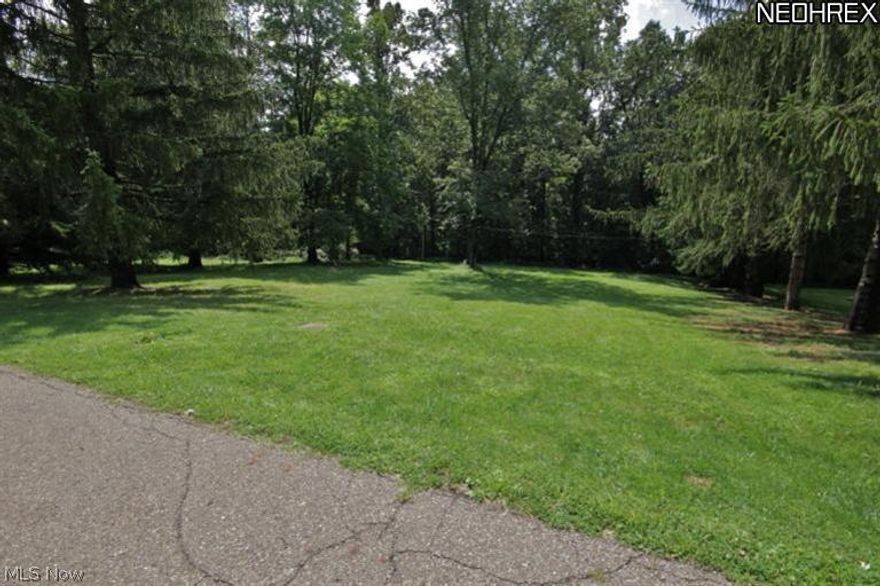 Nice building lot in established subdivision. Paved roads, street lights, all utilities available including public water & sewer. Water tap is paid. Cleared & ready for your new home! Home owners association $150 per year provides neighborhood picnics,etc. Park available with lake for fishing, basketball court,& playground for children. Quiet area of nice homes.