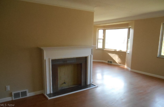 Royal Spencer - Residential