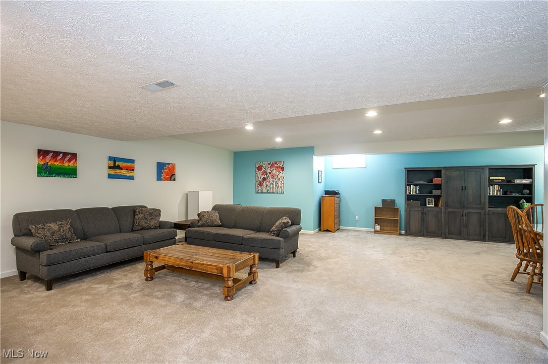 Kings Ridge - Residential