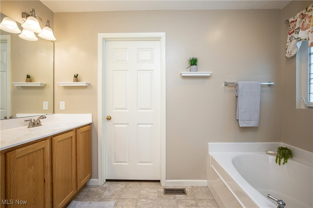 Kings Ridge - Residential