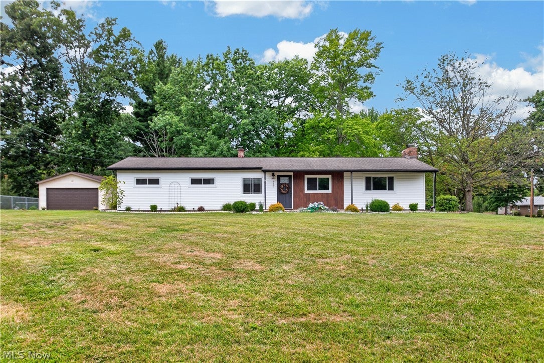 1916 Hathaway Drive