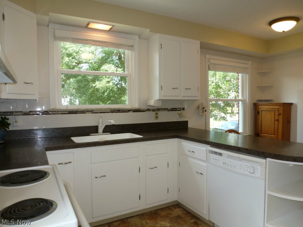 Utopia Beach 04 - Residential