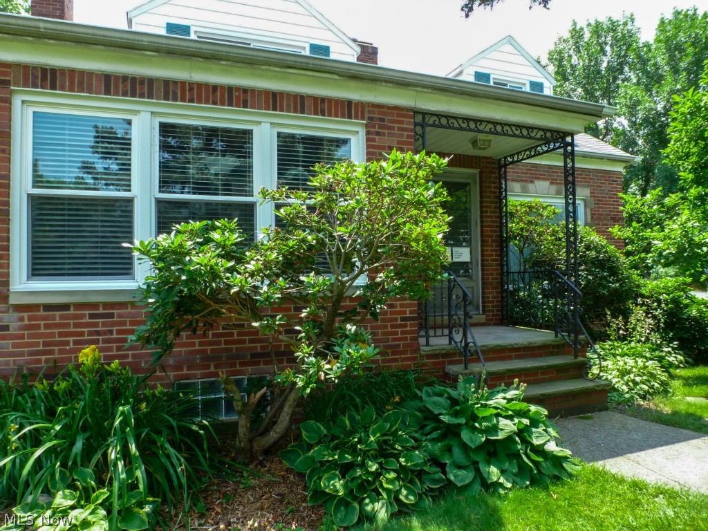 Utopia Beach 04 - Residential