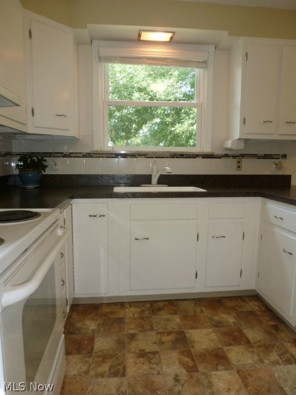 Utopia Beach 04 - Residential