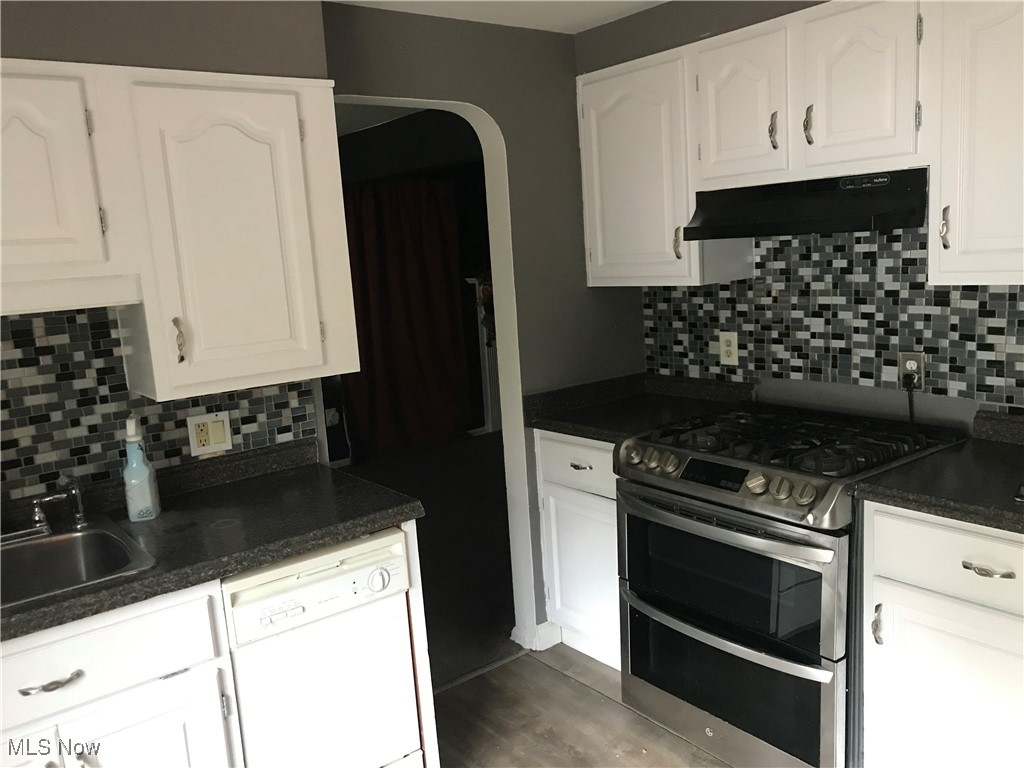 Robert Dvoraks Shakerwood 20 - Residential