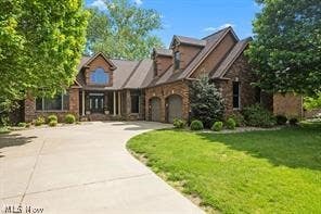 Photo of 9 Henderson Lane, Williamstown, WV 26187 (MLS # 5239344)